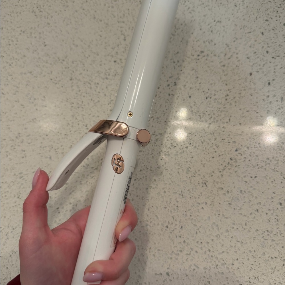 T3 White and Rose Gold Curling Iron